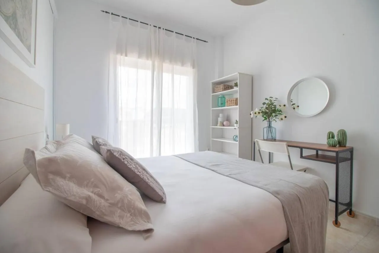 ACEITE - Maravilloso dúplex en el centro de Málaga Apartamento 0*,  España