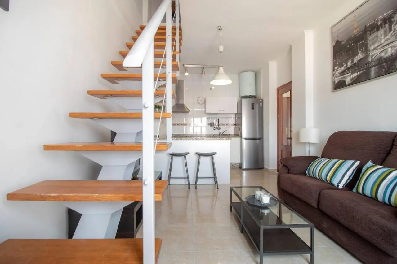 ACEITE - Maravilloso dúplex en el centro de Málaga Apartamento